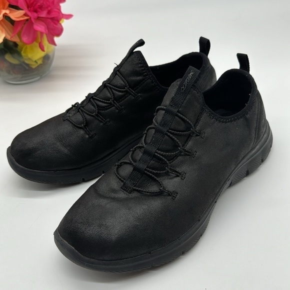 Skechers Black Microfiber Sneakers Size 8.5 SKT66548E - Picture 1 of 7